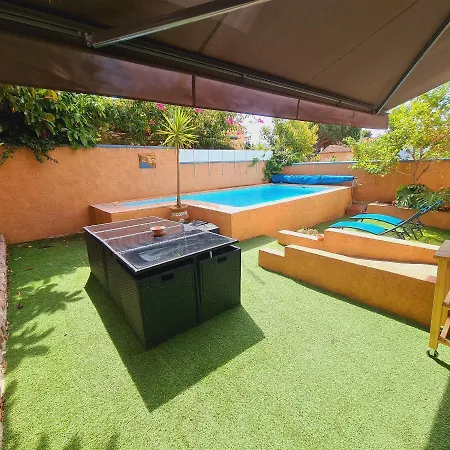Standing 10 Personnes Piscine/ Pinede *