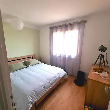 Standing 10 Personnes Piscine/ Pinede Villa *