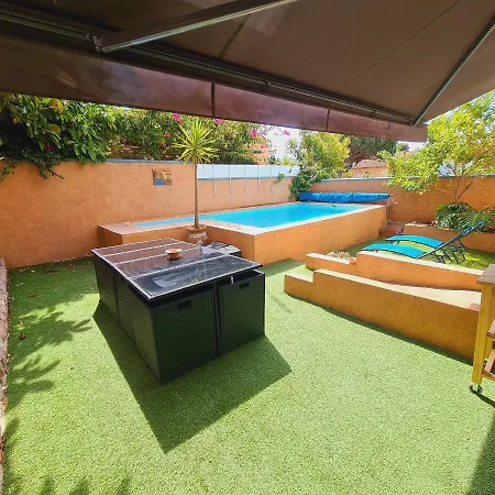 Standing 10 Personnes Piscine/ Pinede *